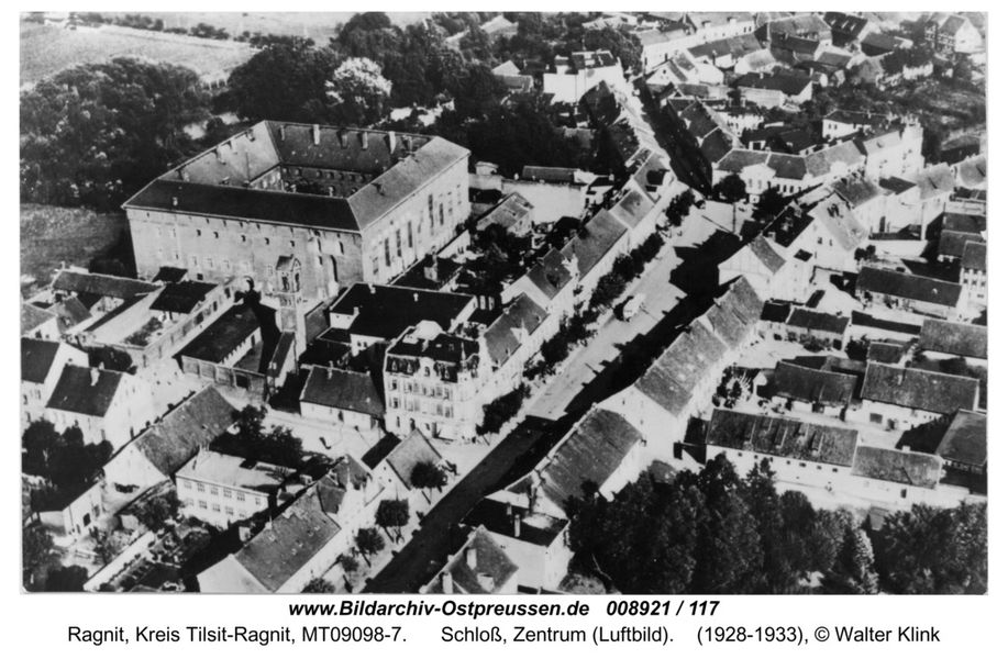 вид города с высоты птичьего полета с замком Рагнит 1928-1933 гг.jpg вид города с высоты птичьего полета с замком Рагнит 1928-1933 гг.jpg